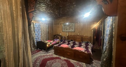 Houseboat yemberzal Room Type - Bedroom 1