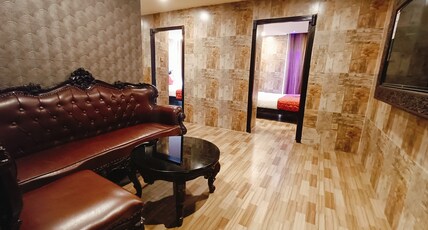HYDERSPARK - THE LUXURY HOTEL Room Type - PARK ROYAL SUITE