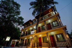 AVSHREE CROWN COMFORT STAY