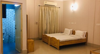 Lake Side Resort Neermahal Room Type - Deluxe Twin