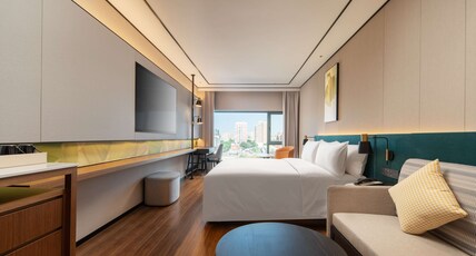 Hilton Garden Inn Beijing West Railway Station Room Type - KING GUEST ROOM