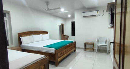 SR Residency Room Type - Suite with Air Conditioning