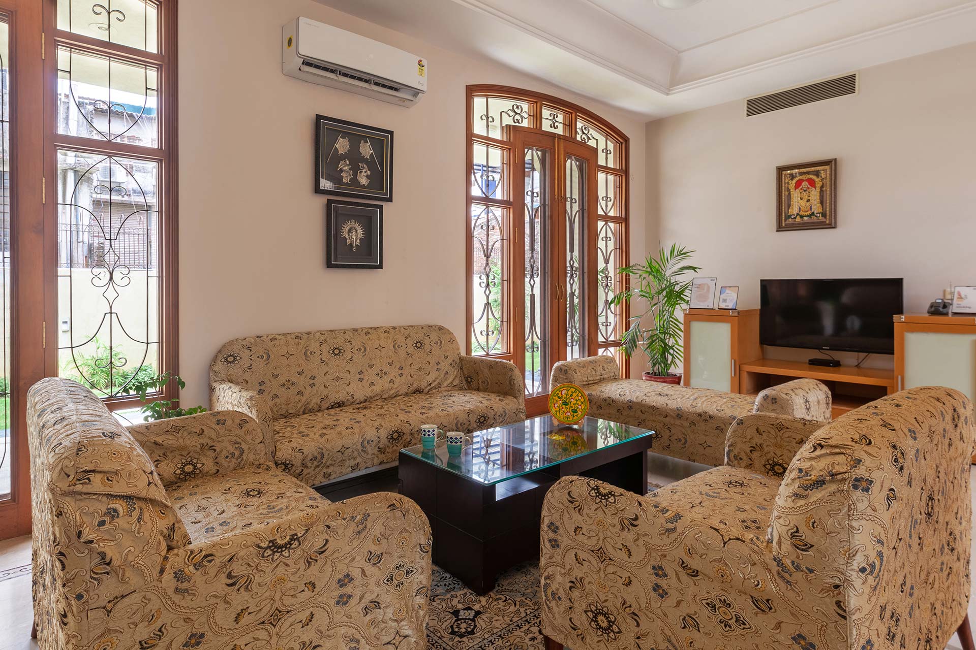 Krishnalaya Mansion by VEO - Part of StayVista - Tap to explore photos