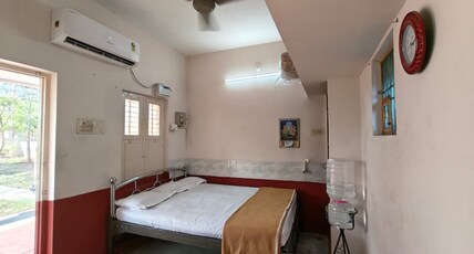 Sheshalaya AC Home Stay Room Type - Sheshalaya AC Home Stay