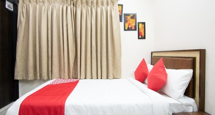 SK7 SERVICE APPARTMENTS Room Type - Deluxe Room SK7 SERVICE APPARTMENTS Room Type - Deluxe Room