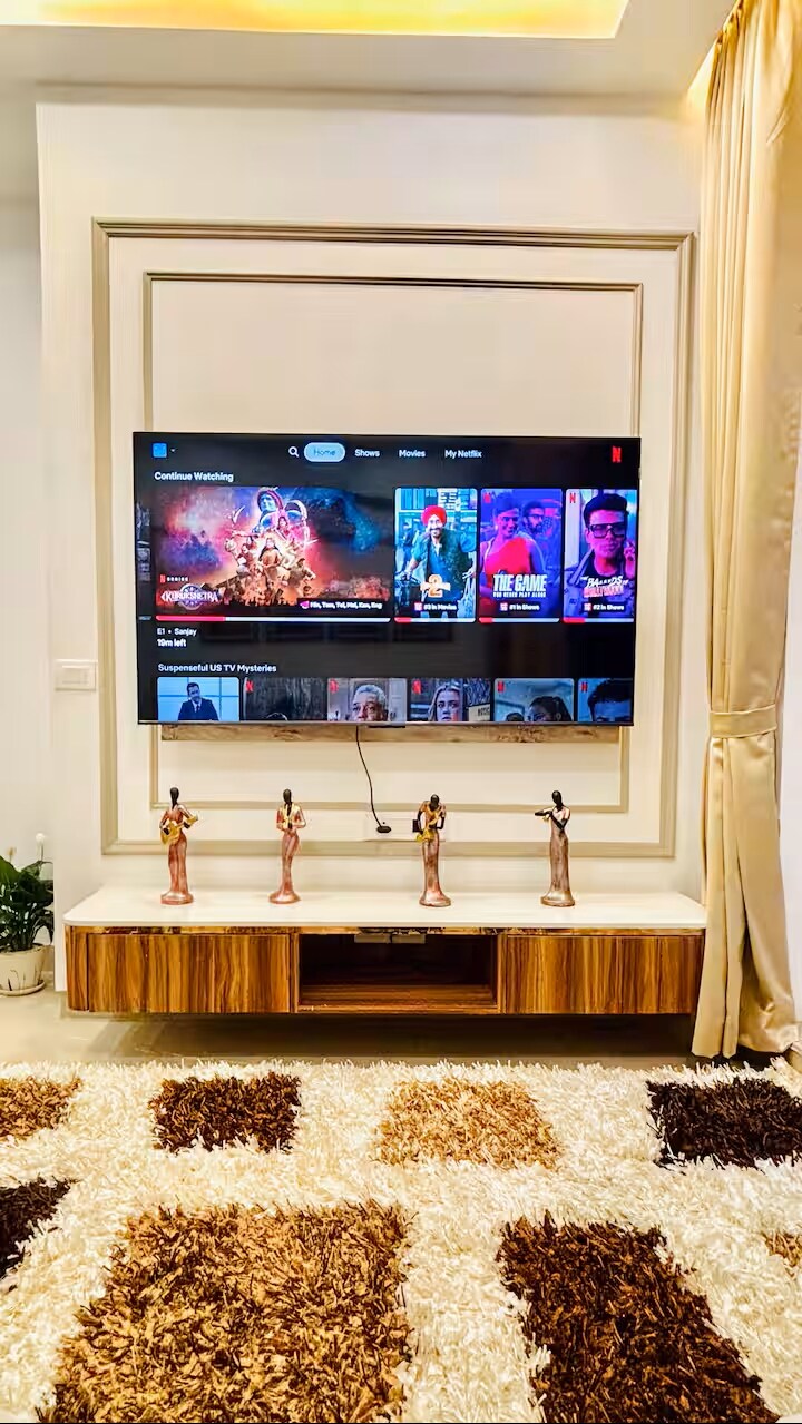 Luxe 3bhk Duplex W/ terrace/Hall/Kitchen By The Party Citadel - Tap to explore photos