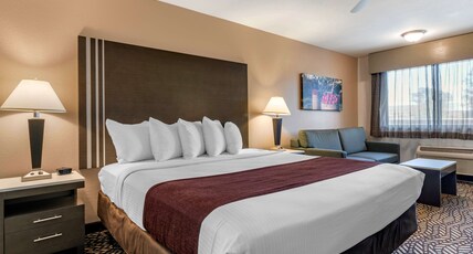 Best Western Orchard Inn Room Type - 1 King Bed, Non-Smoking, High Speed Internet Access, Oversized Room, Hot Tub, Microwave And Refriger Best Western Orchard Inn Room Type - 1 King Bed, Non-Smoking, High Speed Internet Access, Oversized Room, Hot Tub, Microwave And Refriger