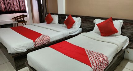 Hotel Sundara Palace Room Type - 3 Bed AC