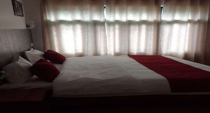 Akbar Inn Guest House Room Type - Deluxe Room