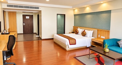The Altruist Wagholi Hotel Room Type - Executive Suite Room with Bathtub The Altruist Wagholi Hotel Room Type - Executive Suite Room with Bathtub