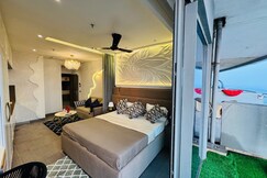 Luxury Studio Apartment with Stunning views