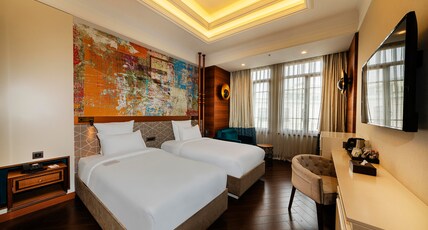Mercure Istanbul Sirkeci Room Type - Deluxe Room with 1 Kingsize and Sofa Beds 16 Mercure Istanbul Sirkeci Room Type - Deluxe Room with 1 Kingsize and Sofa Beds 16