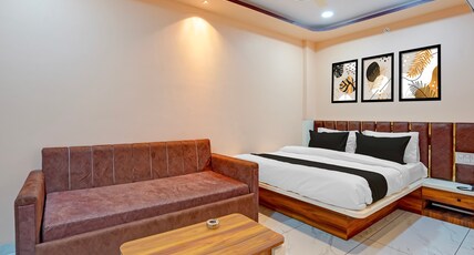 Super Townhouse Iskcon Temple Ujjain Formerly Hotel Ramashray Palace Room Type - Classic