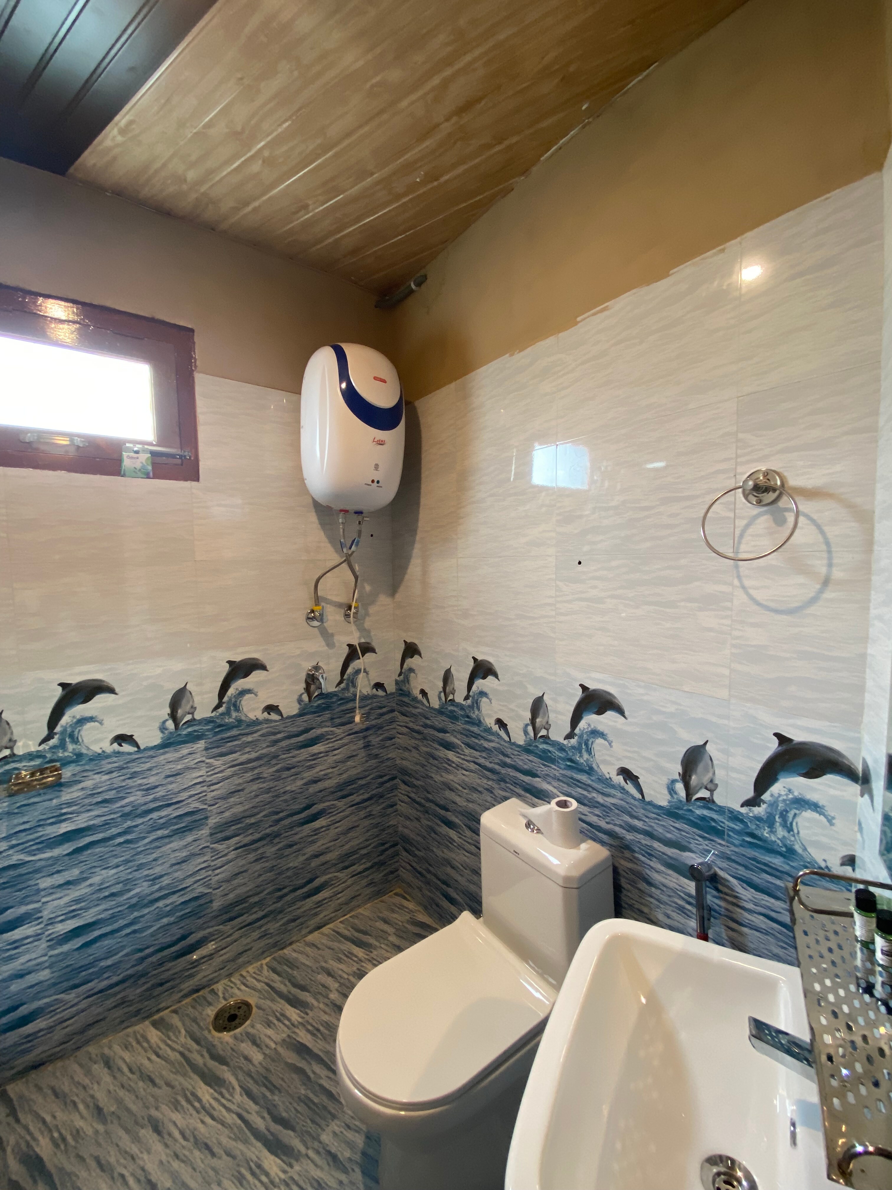 Rockland Homestay - Tap to explore photos