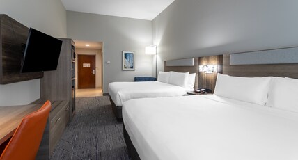 Holiday Inn Express CRYSTAL RIVER Room Type - 2 King Beds Standard