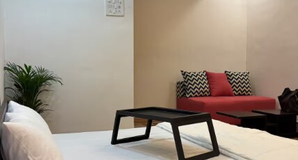 Cozy Apt off Carter Rd Bandra W Room Type - Studio Apartment