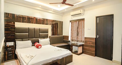 Bombay Beach Resort Room Type - Deluxe Room with Sea View