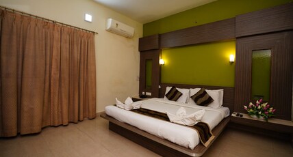 GREEN COCONUT RESORT Room Type - Suite Room