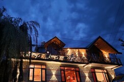 Amaya Retreat Cottage