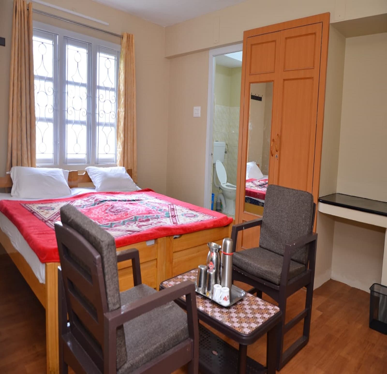 Faizee Garden Homestay - Tap to explore photos