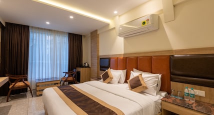 The Seasons Dalhousie - Best Valley View Room Type - Royal Executive with side Balcony View Room The Seasons Dalhousie - Best Valley View Room Type - Royal Executive with side Balcony View Room