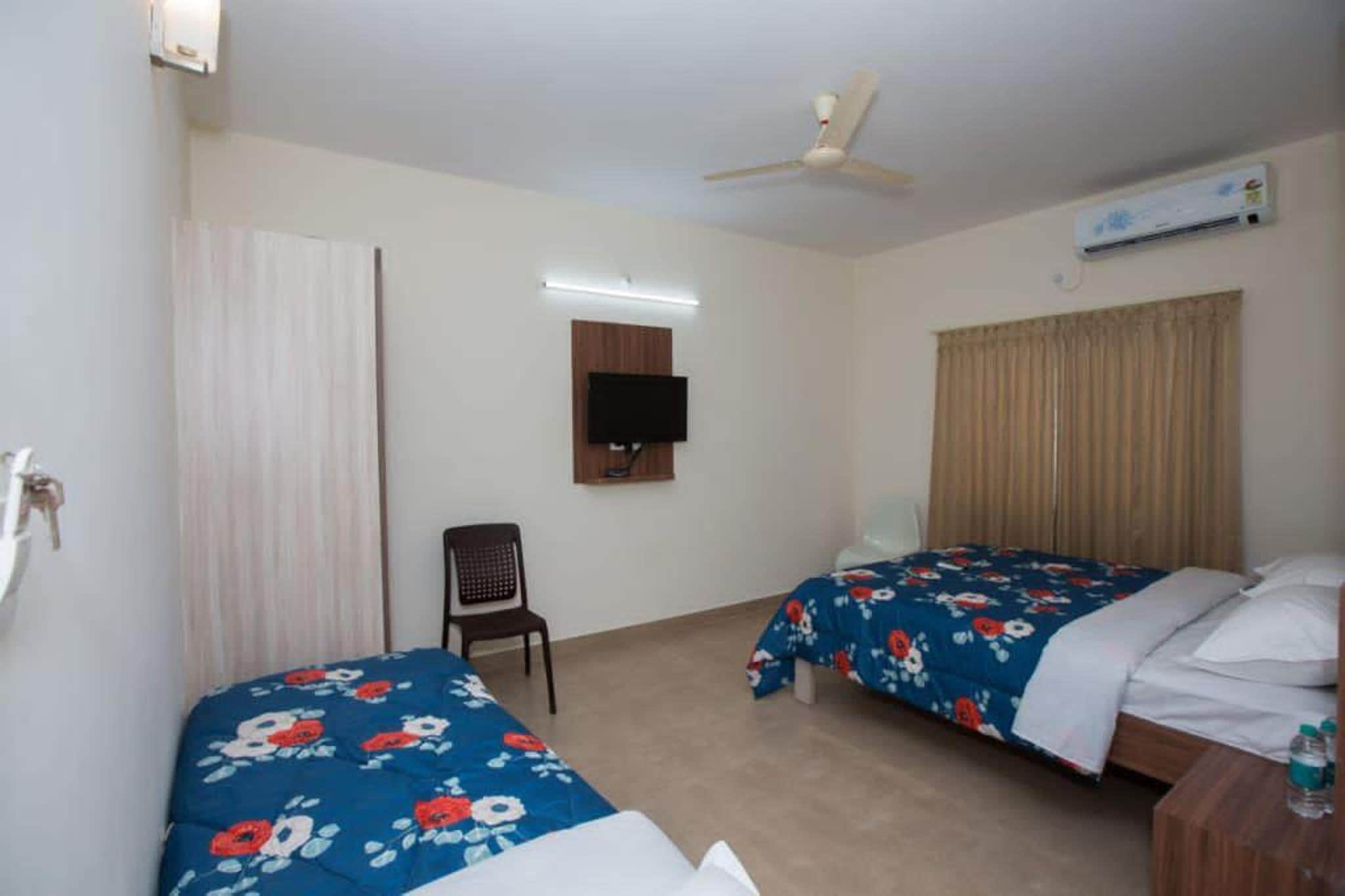 HOTEL VIJAYA LAKSHMI RESIDENCY- YESHWANTHPUR - Tap to explore photos