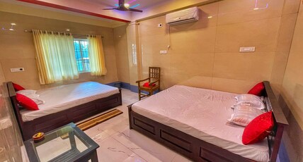 HOTEL AJ PLAZA Room Type - Family room