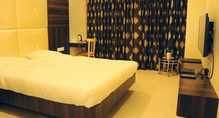 RG Landmark Room Type - Premium Rooms
