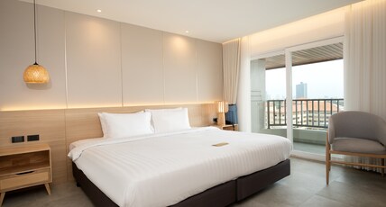 Jomtien Thani Hotel Room Type - Deluxe Double Room
