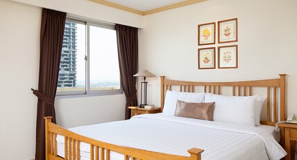 Riverfront Bangkok Room Type - 1 Bedroom Deluxe