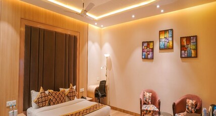 Hotel PSK Pride Room Type - Luxury Suite Room with Bathtub