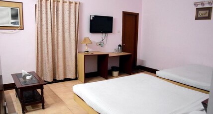Motel Madhuban Room Type - Super Deluxe Room