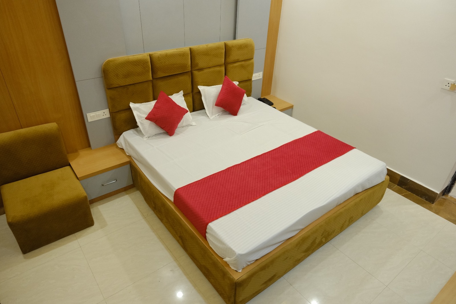 Hotel Golden Continental Deoghar - Tap to explore photos