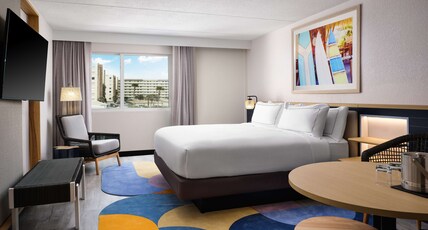 DoubleTree by Hilton Cocoa Beach - Oceanfront Room Type - 1 KING BED