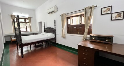 LAXMI NIVAS 1949 Room Type - Bedroom 1
