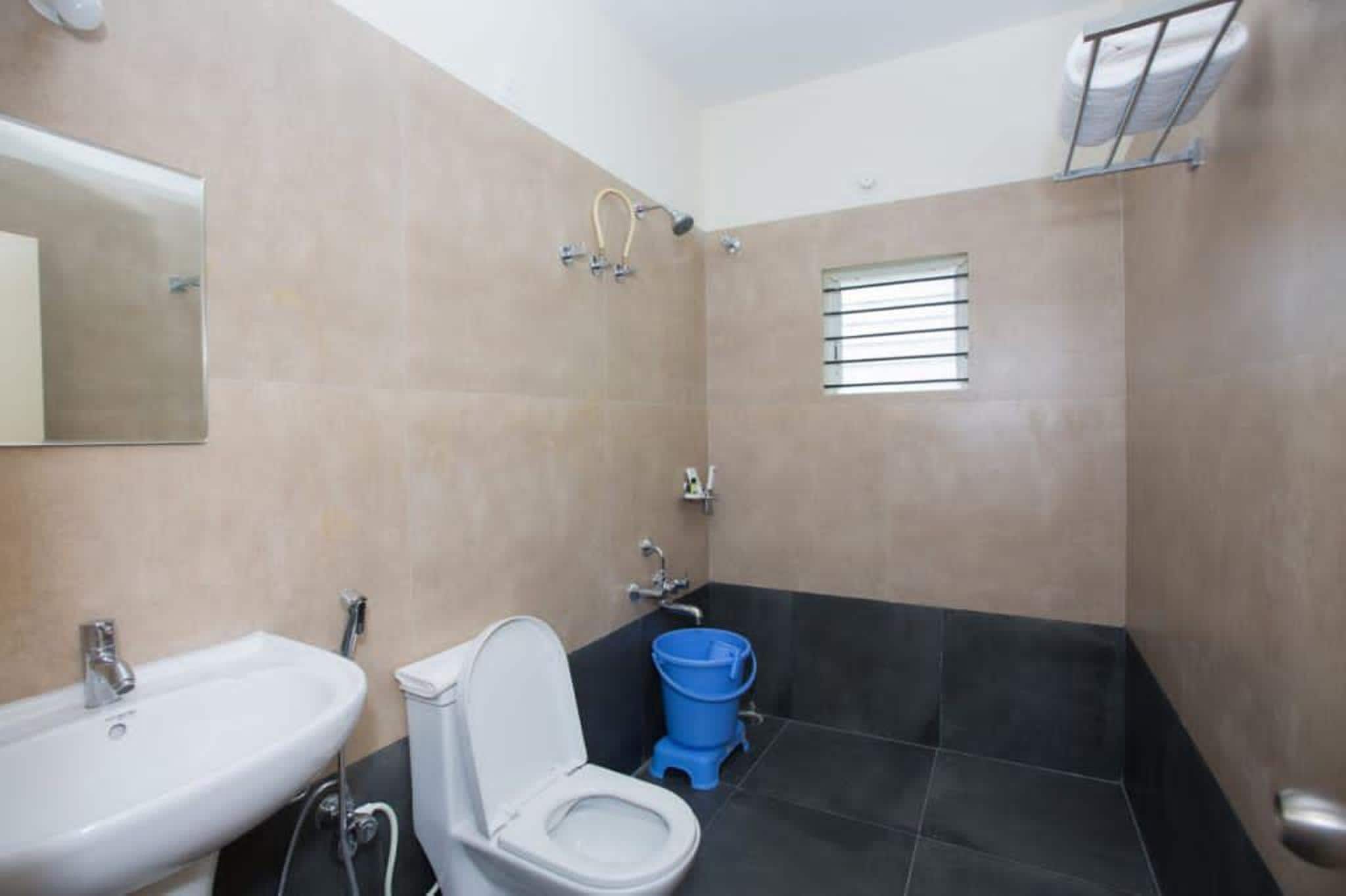 HOTEL VIJAYA LAKSHMI RESIDENCY- YESHWANTHPUR - Tap to explore photos
