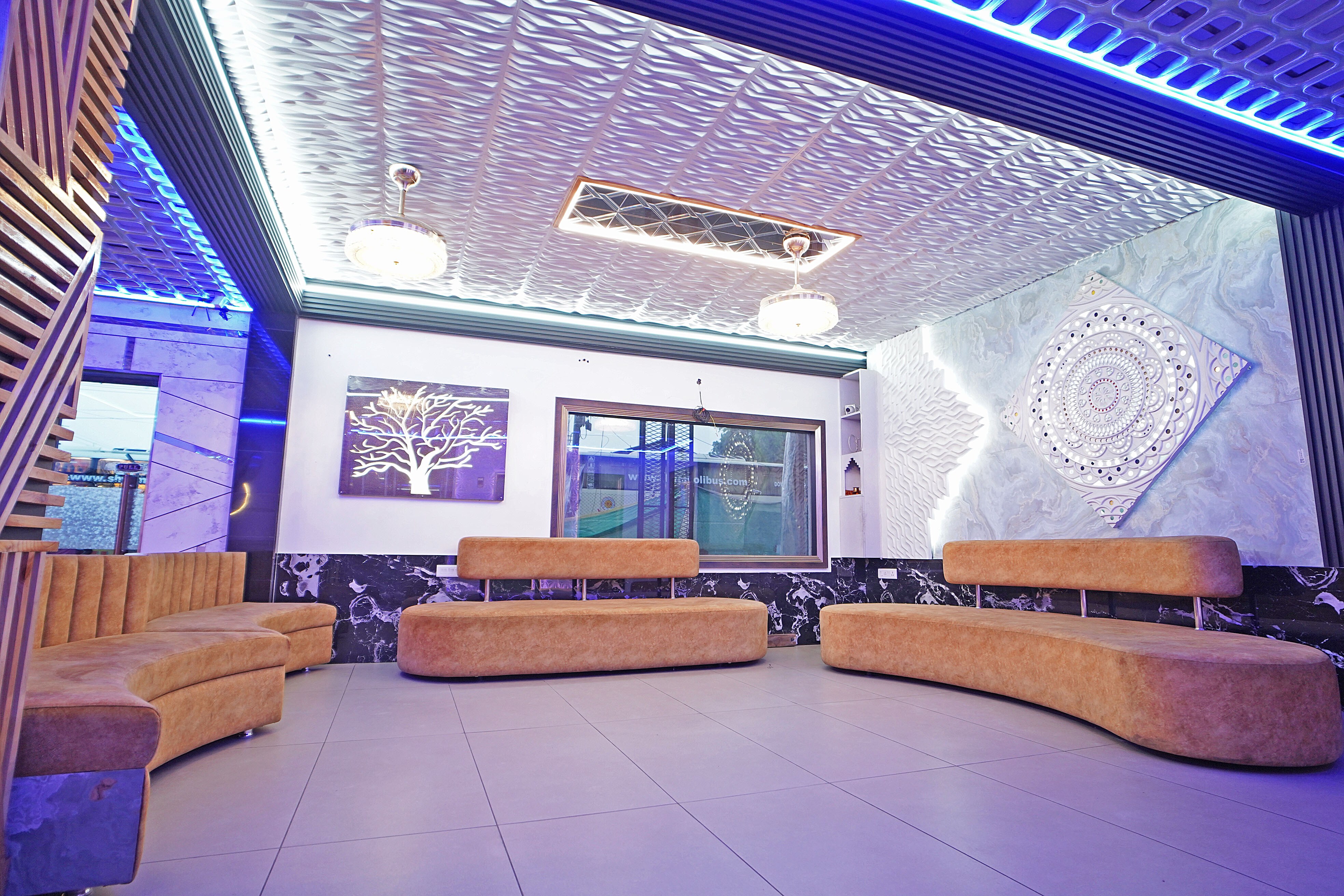 Main gallery