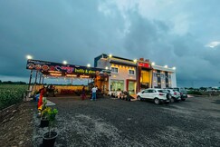 Aanandam Hotel Resort