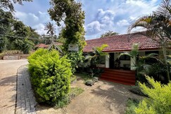 Cortado @ Midland Inn by Grha