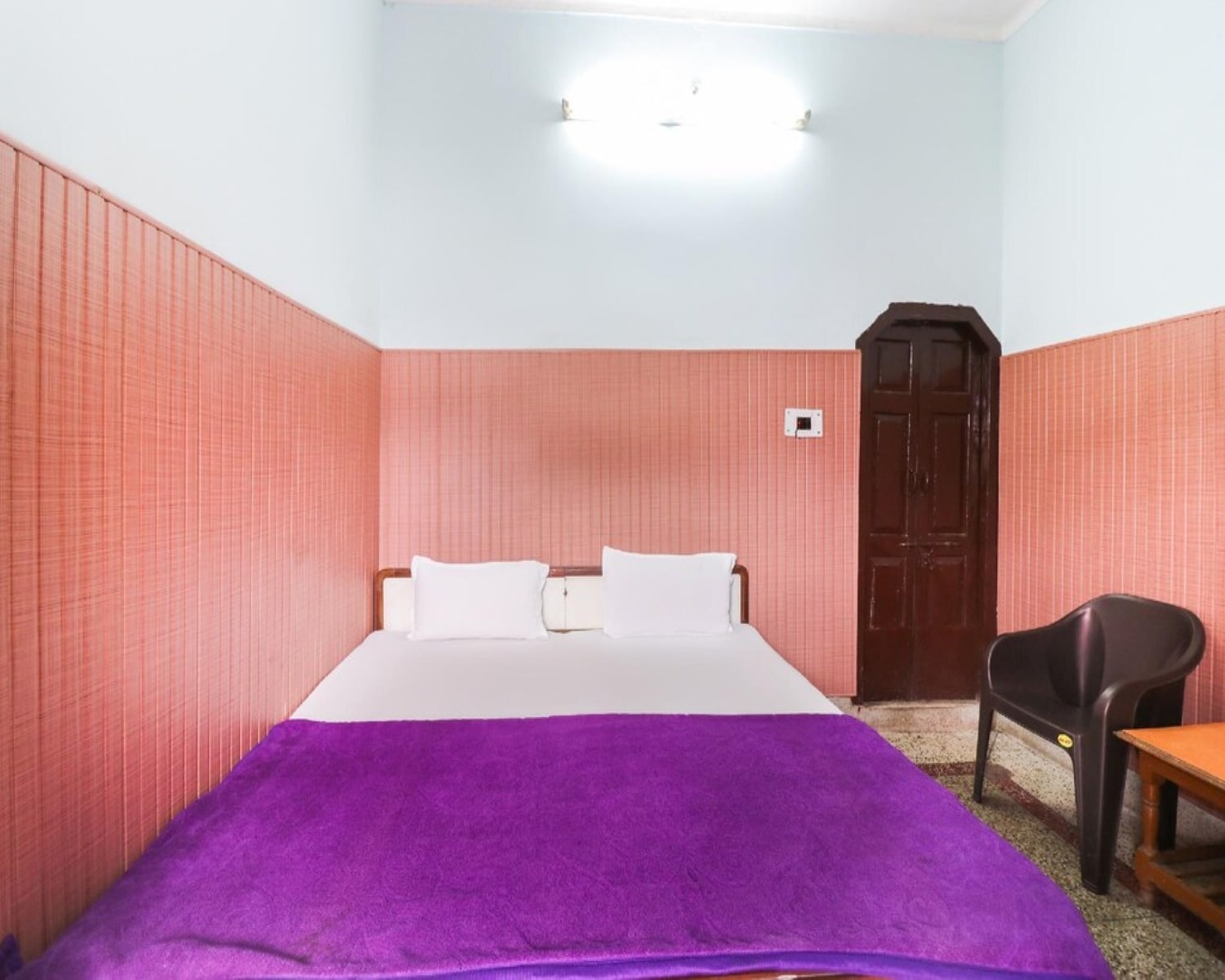 Hotel Sagarmoorti - Tap to explore photos