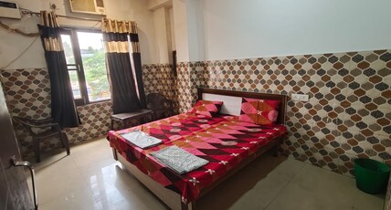 MS NEW SHER E KASHMIR LODGE Room Type - Standard Room