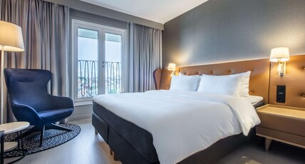 Radisson Blu Atlantic Hotel Room Type - Superior Room - Lake View9;9;9;9;9;9;9;
