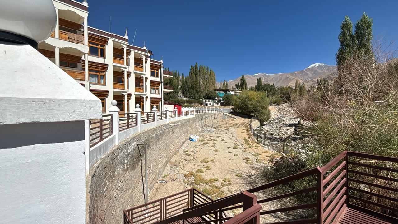 Hotel RAKS - Tap to explore photos