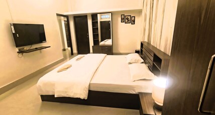 The Urban Grandeur1 Room Type - Standard Double Room The Urban Grandeur1 Room Type - Standard Double Room