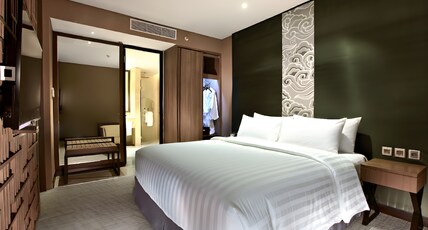 Aston Priority Simatupang Hotel & Conference Center Room Type - Family Suite Aston Priority Simatupang Hotel & Conference Center Room Type - Family Suite