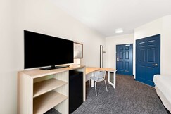 Spark by Hilton Longview