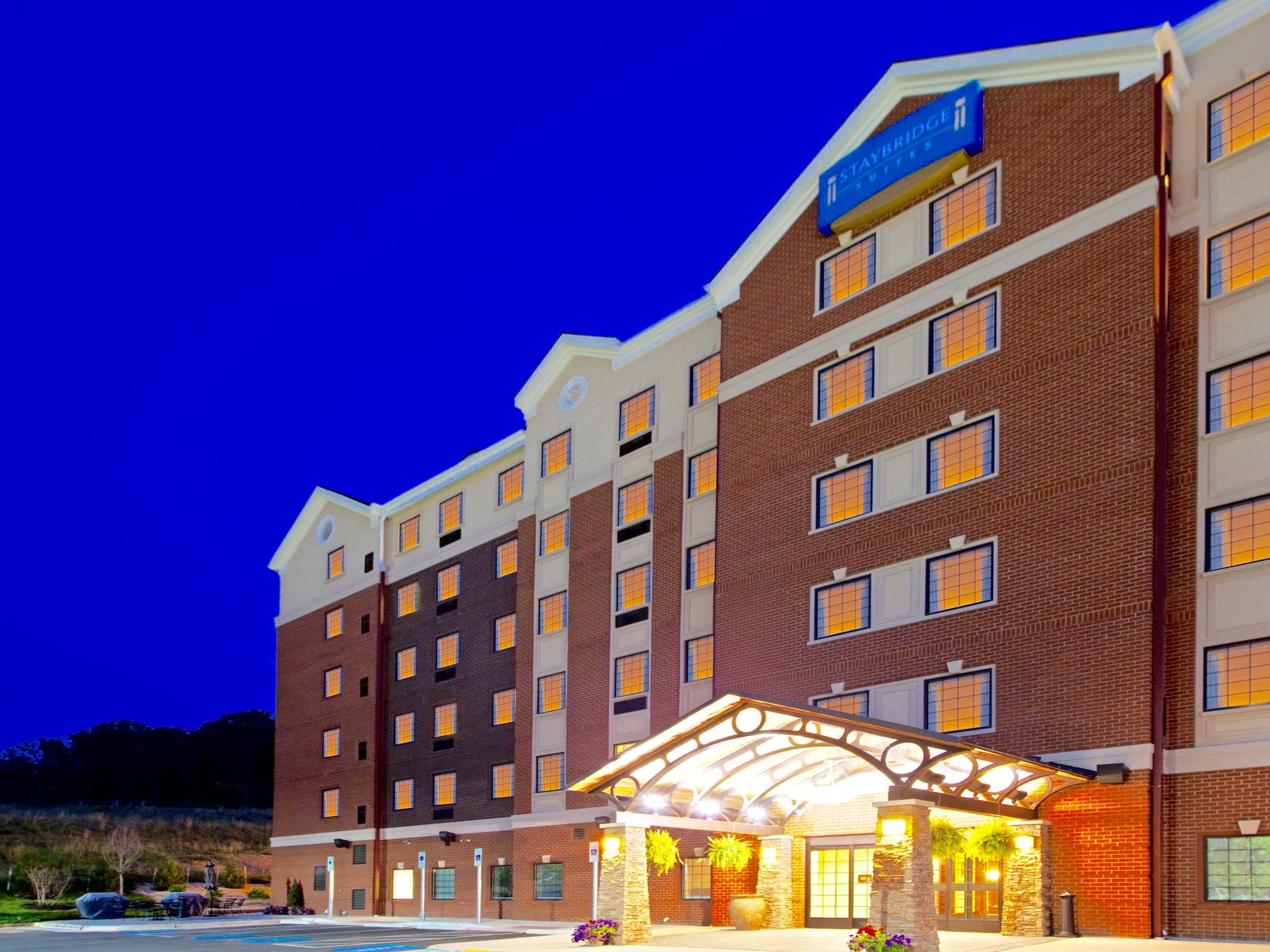 Staybridge Suites QUANTICO-STAFFORD, an IHG hotel - Tap to explore photos