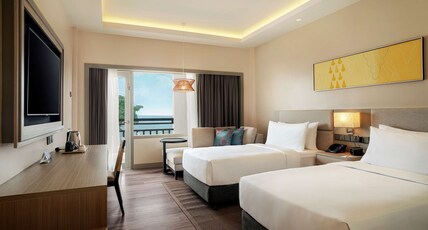 DoubleTree by Hilton Damai Laut Resort Room Type - TWIN GUEST RM GR VW H FLR
