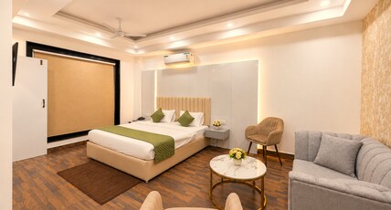 Mazestic Bay Hotel & Banquet Room Type - Family Suite