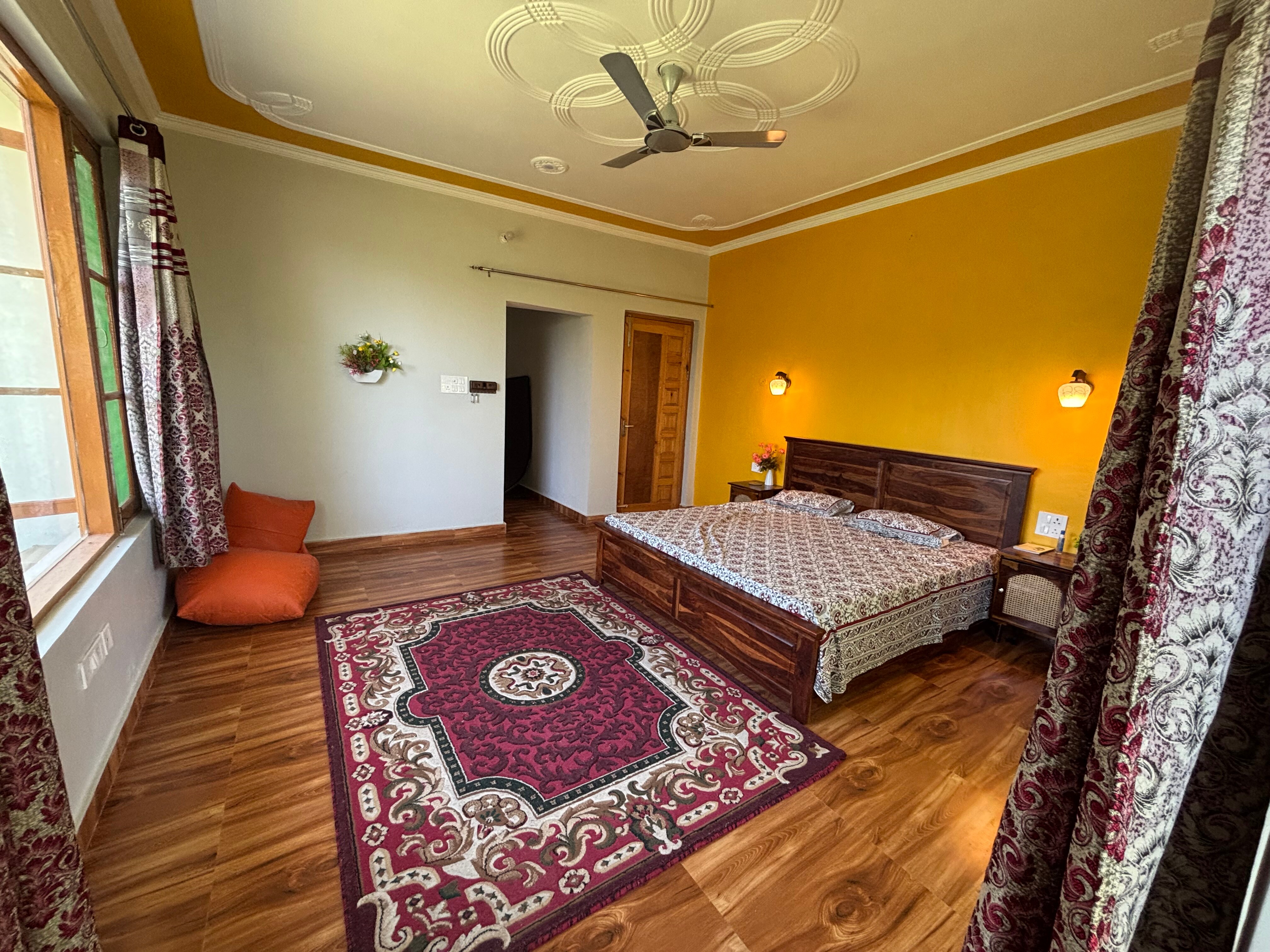 Balram cottage - Tap to explore photos